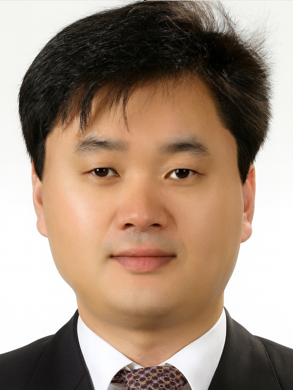 이천종 편집국장